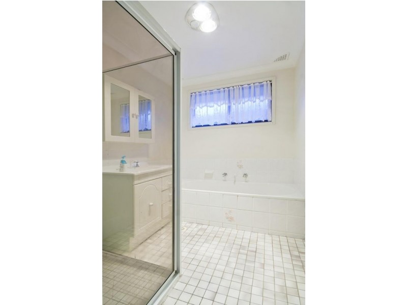 7 Schoolhouse Road, Regentville NSW 2745