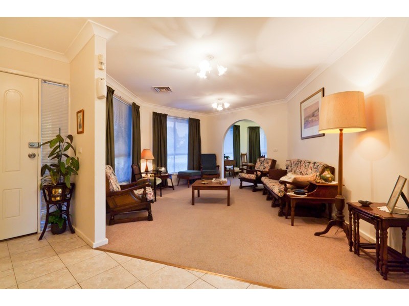 22 Racecourse Road, South Penrith NSW 2750