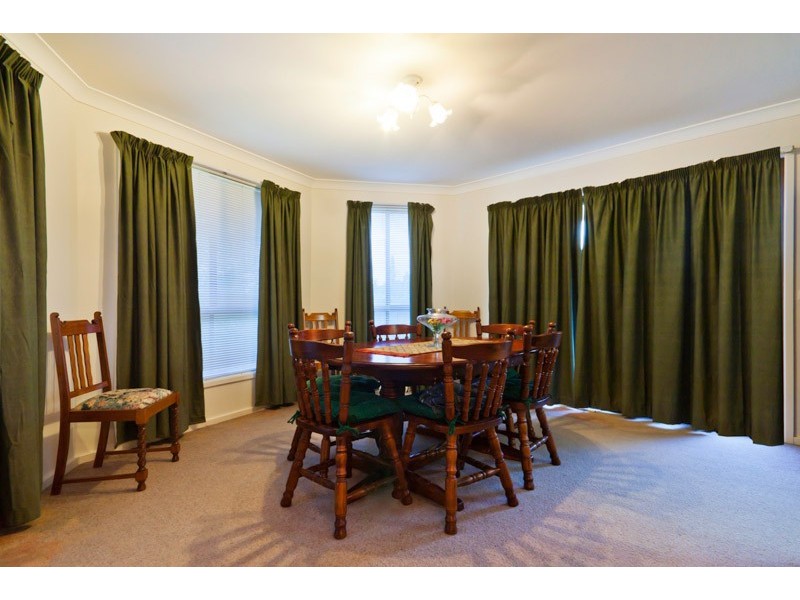 22 Racecourse Road, South Penrith NSW 2750