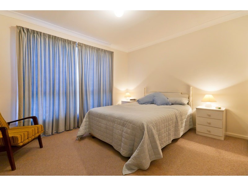 22 Racecourse Road, South Penrith NSW 2750