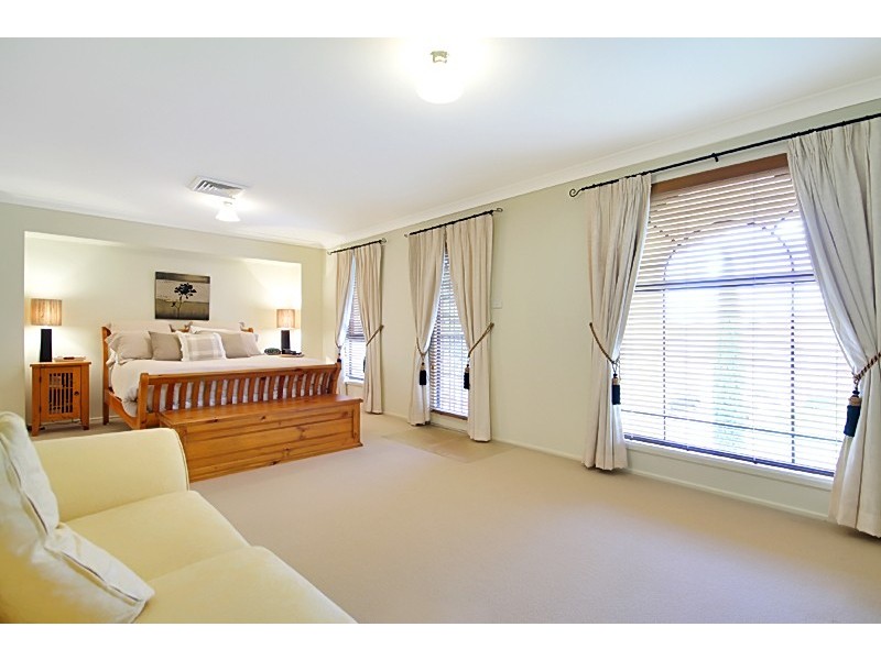 17 Birkdale Circuit, Glenmore Park NSW 2745