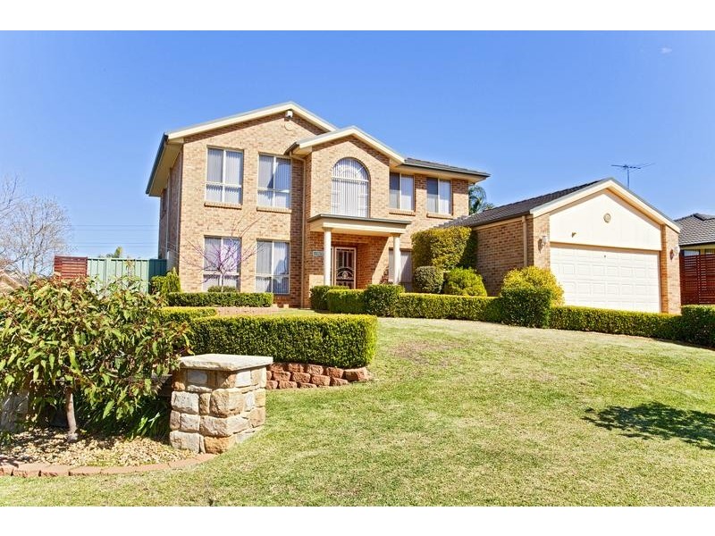 8 Roseville Terrace, Glenmore Park NSW 2745