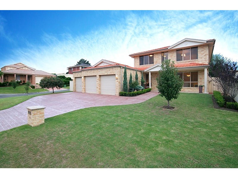 24 Sorenson Crescent, Glenmore Park NSW 2745