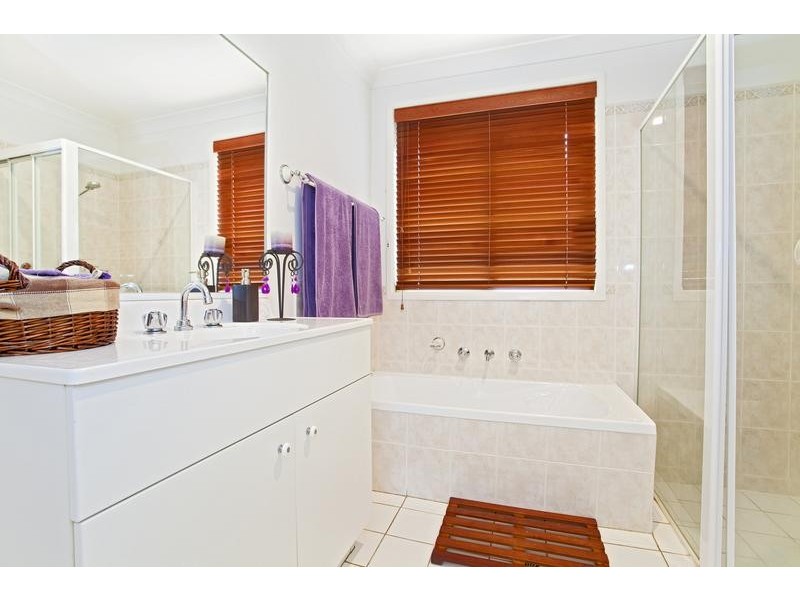 11 Kukundi Drive, Glenmore Park NSW 2745