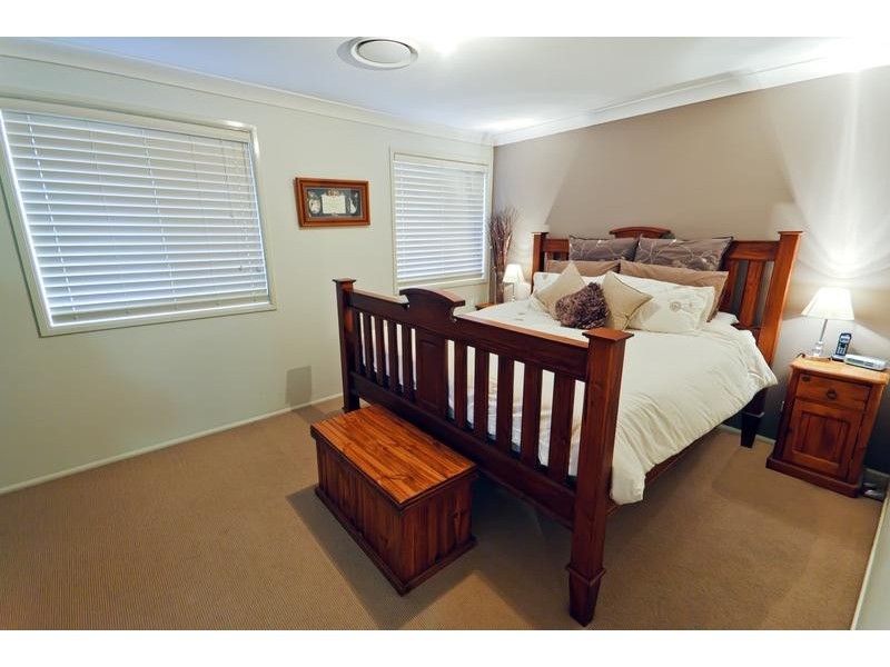14 Waringa Crescent, Glenmore Park NSW 2745