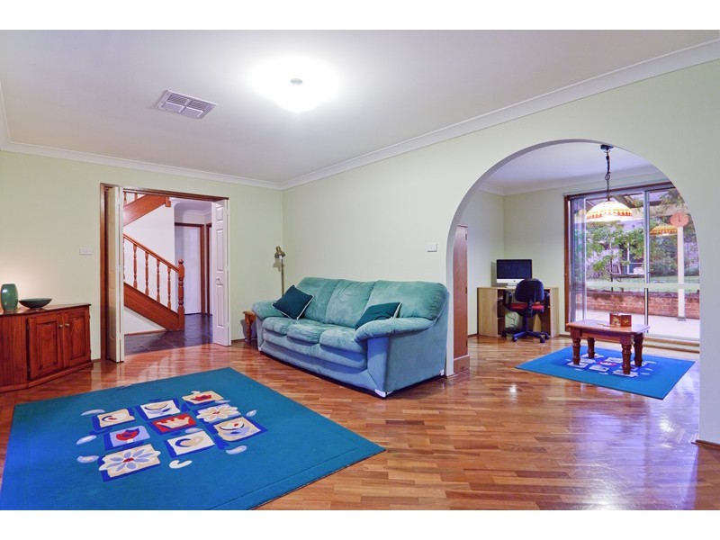 4 Azalea Court, Glenmore Park NSW 2745