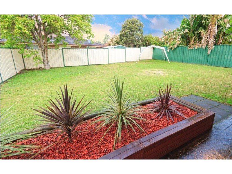 31 Dungara Crescent, Glenmore Park NSW 2745