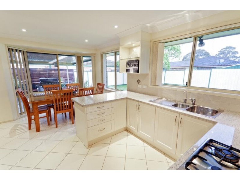 31 Dungara Crescent, Glenmore Park NSW 2745