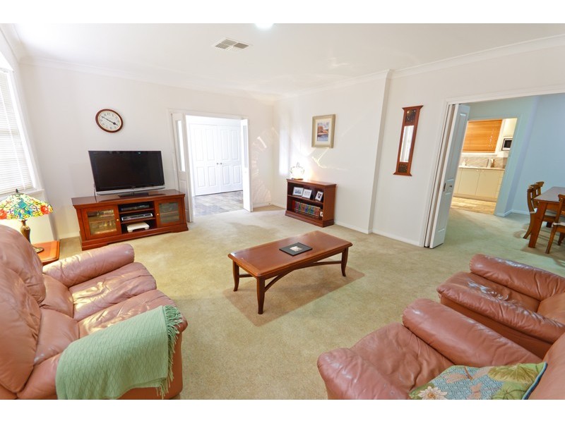 13 Bluegum Avenue, South Penrith NSW 2750