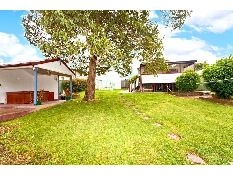 34 First Street, Warragamba NSW 2752