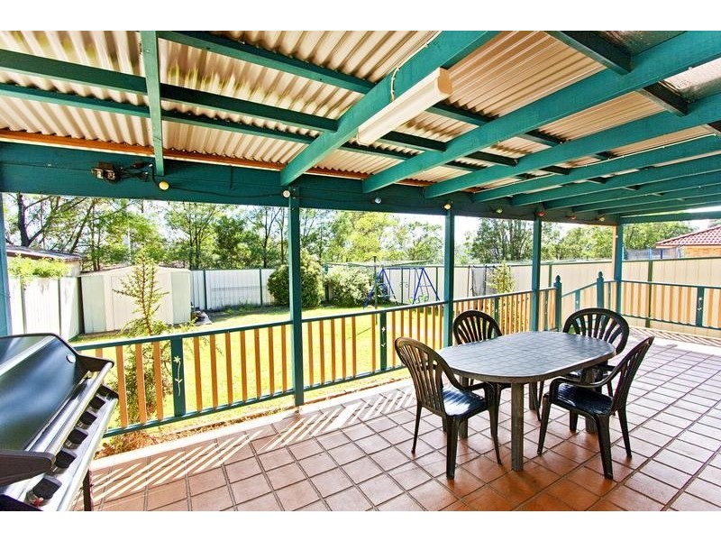 27 Pardalote Place, Glenmore Park NSW 2745