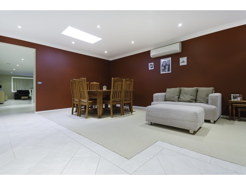 5 Carex Close, Glenmore Park NSW 2745