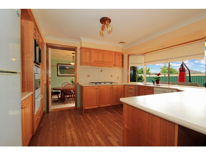 4 Bayldon Place, Glenmore Park NSW 2745