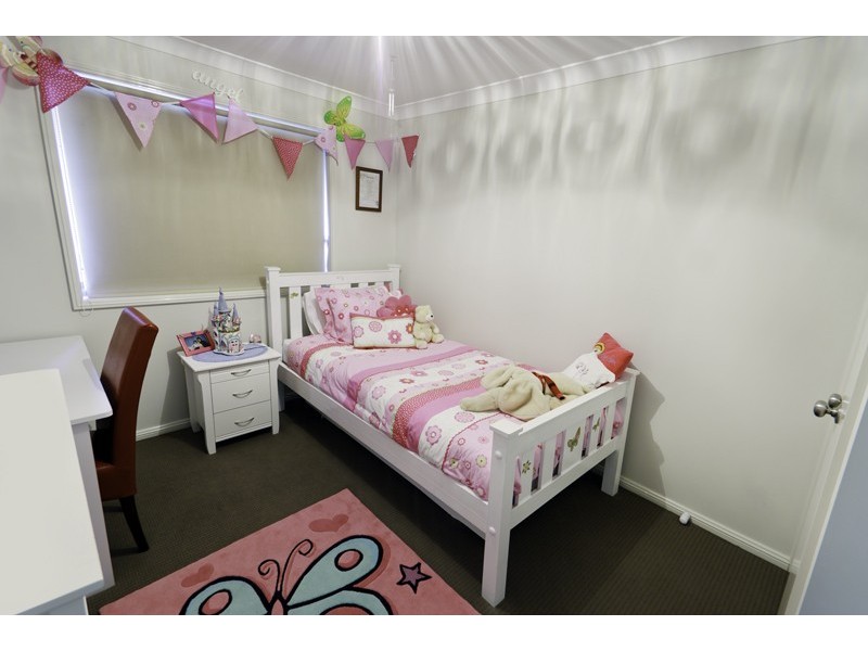 11 Redgum Street, Claremont Meadows NSW 2747