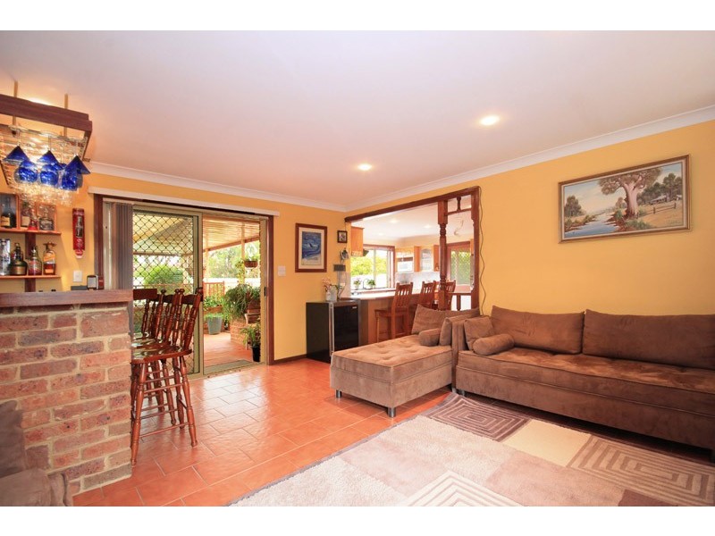 12 Giles Close, Glenmore Park NSW 2745