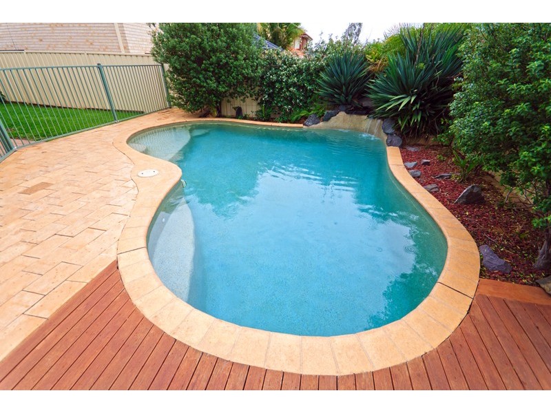 18 Cascade Avenue, Glenmore Park NSW 2745
