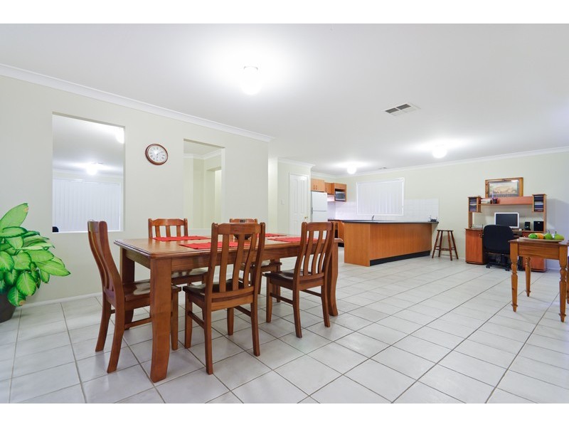 18 Cascade Avenue, Glenmore Park NSW 2745