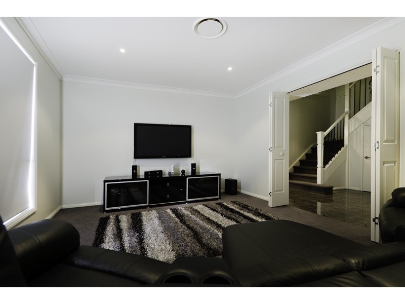 38 Heaton Avenue, Claremont Meadows NSW 2747