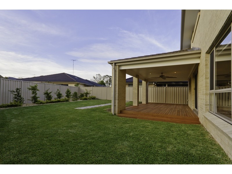 38 Heaton Avenue, Claremont Meadows NSW 2747