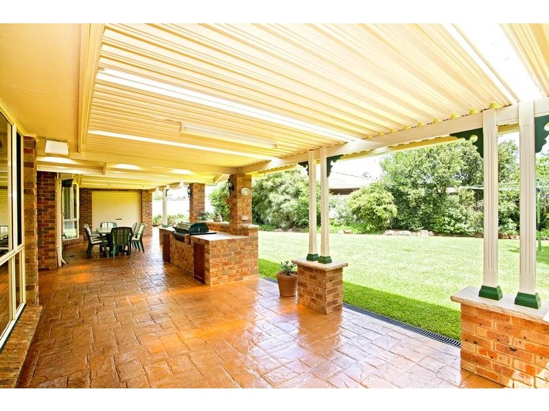 14 Burra Close, Glenmore Park NSW 2745