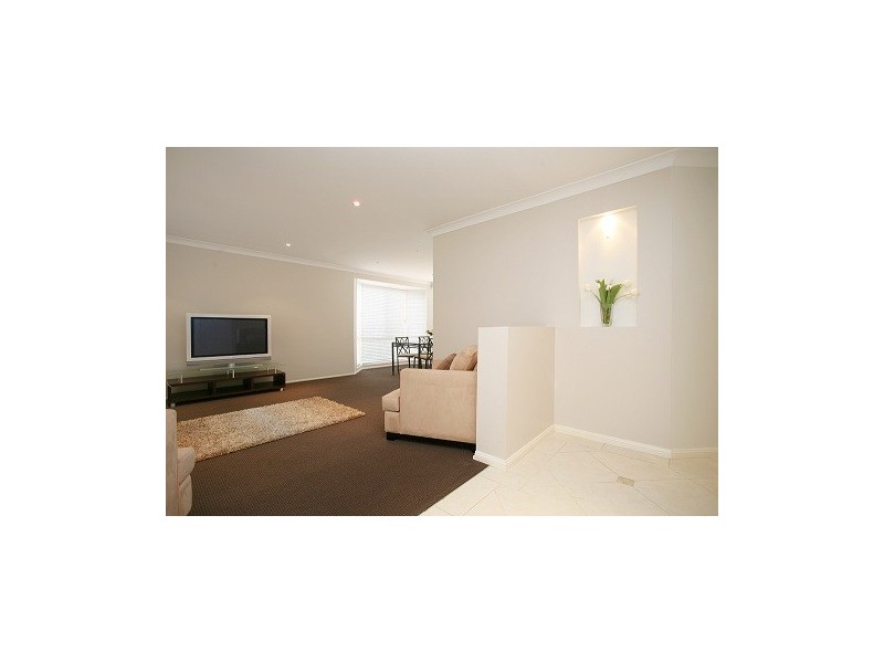 6 Bundeluk Crescent, Glenmore Park NSW 2745