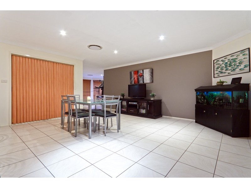 13 Branksome Way, Glenmore Park NSW 2745