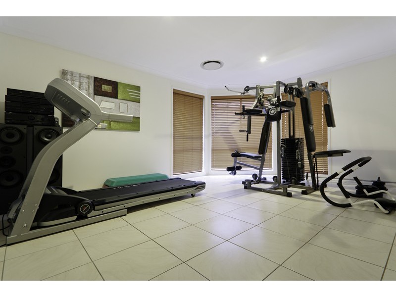 13 Branksome Way, Glenmore Park NSW 2745