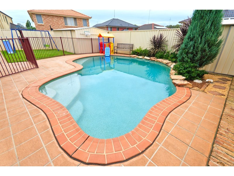 23 Cascade Avenue, Glenmore Park NSW 2745