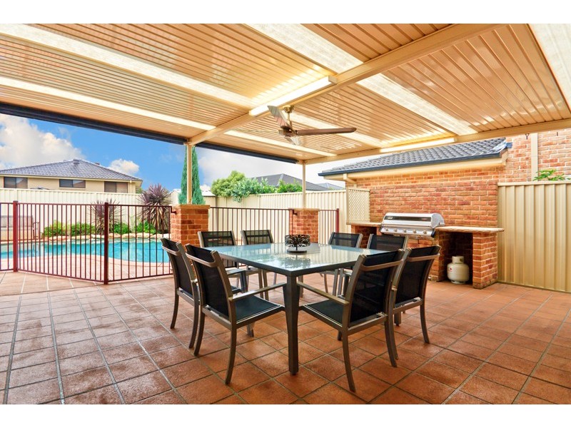 23 Cascade Avenue, Glenmore Park NSW 2745