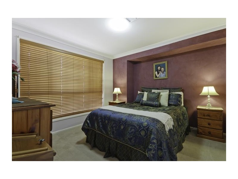 14 Dara Crescent, Glenmore Park NSW 2745