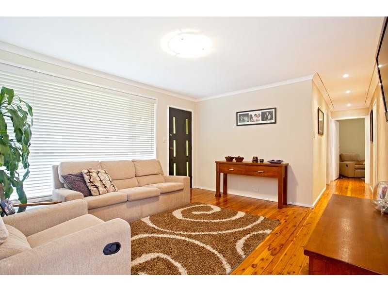 5 Walcha Place, South Penrith NSW 2750