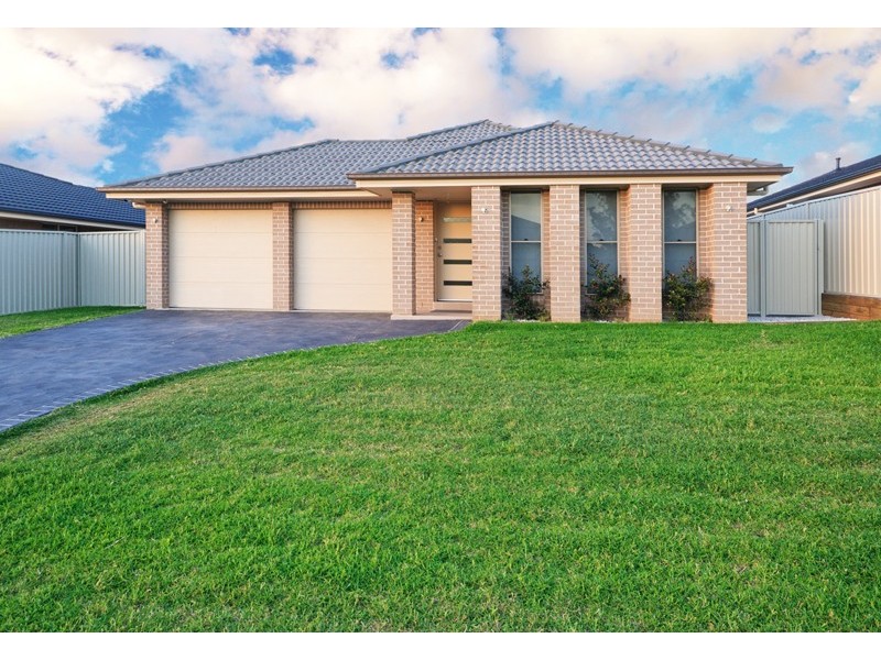 11 Redgum Street, Claremont Meadows NSW 2747