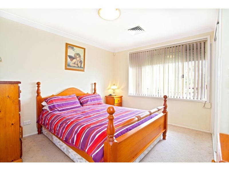 14 Cowan Place, Glenmore Park NSW 2745