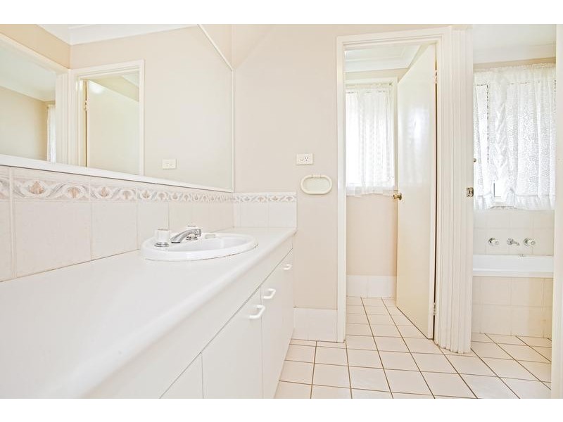 2 Jirang Place, Glenmore Park NSW 2745