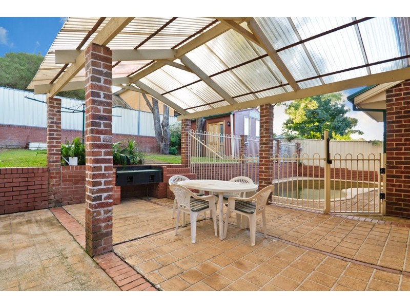 11 Begonia Court, Glenmore Park NSW 2745
