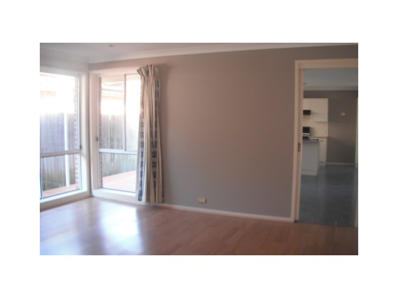 3 Rosea Place, Glenmore Park NSW 2745