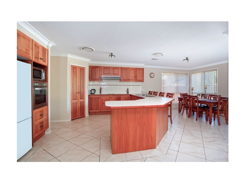 25 Heaton Avenue, Claremont Meadows NSW 2747