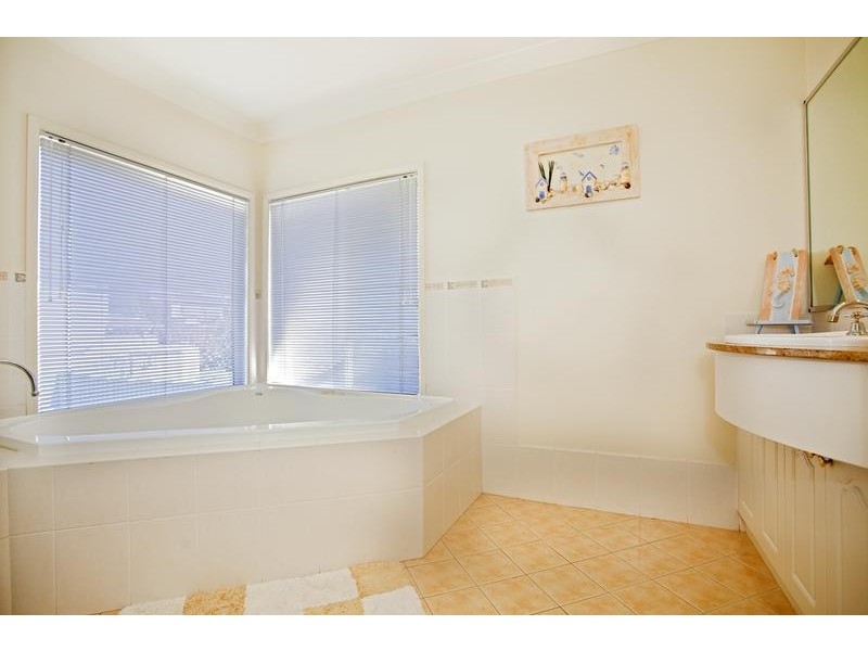 1 Karingal Court, Glenmore Park NSW 2745