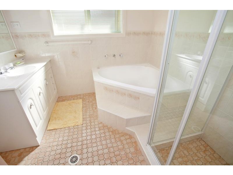 30 Oriole Street, Glenmore Park NSW 2745