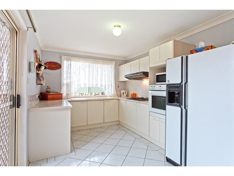 27 Muru Drive, Glenmore Park NSW 2745