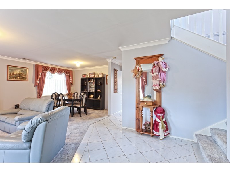 27 Muru Drive, Glenmore Park NSW 2745