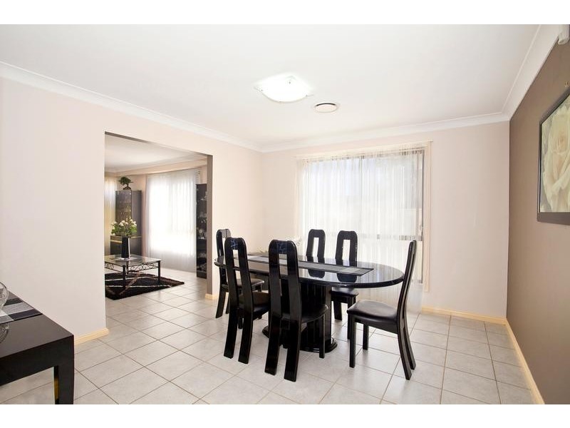 31 Waterford Way, Glenmore Park NSW 2745