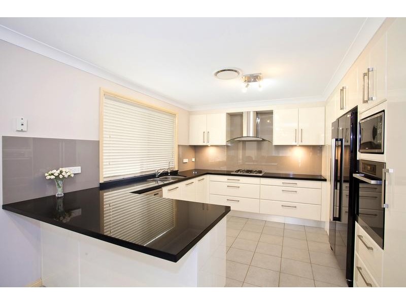 31 Waterford Way, Glenmore Park NSW 2745