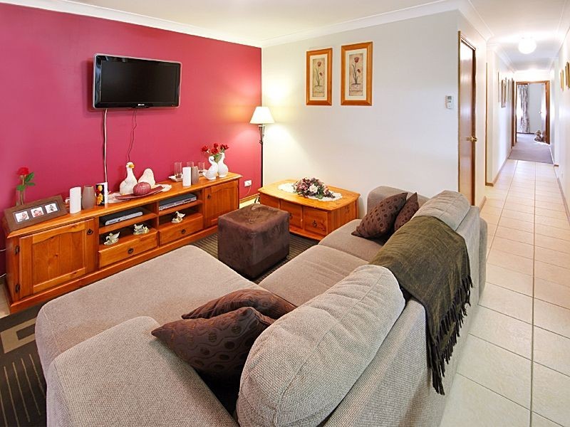 7 Prunus Close, Glenmore Park NSW 2745