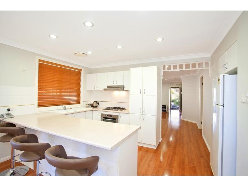 10 Dutba Place, Glenmore Park NSW 2745