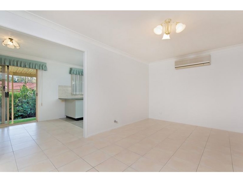 4 Cowan Place, Glenmore Park NSW 2745