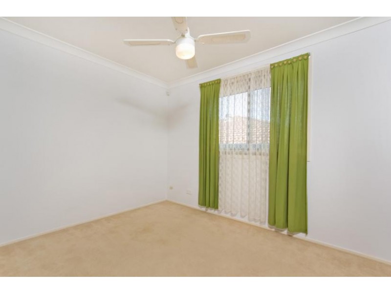 4 Cowan Place, Glenmore Park NSW 2745