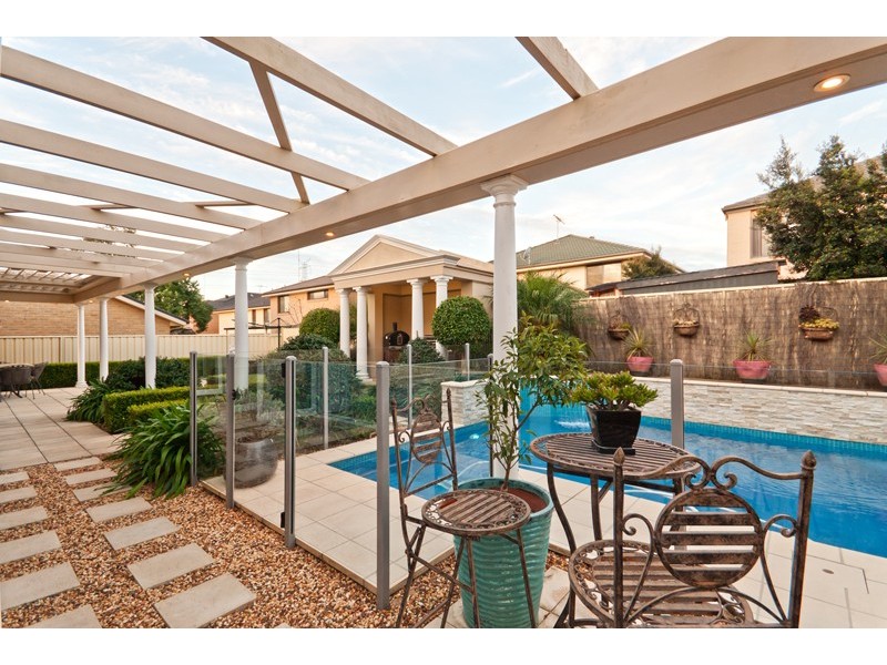 10 Cascade Avenue, Glenmore Park NSW 2745