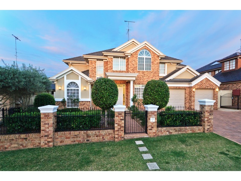 10 Cascade Avenue, Glenmore Park NSW 2745