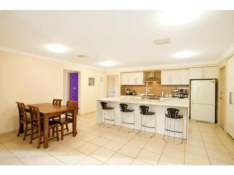 32 Muru Drive, Glenmore Park NSW 2745
